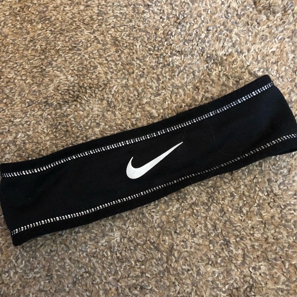 Nike Accessories - Nike headband Nike Accessories - Nike headband